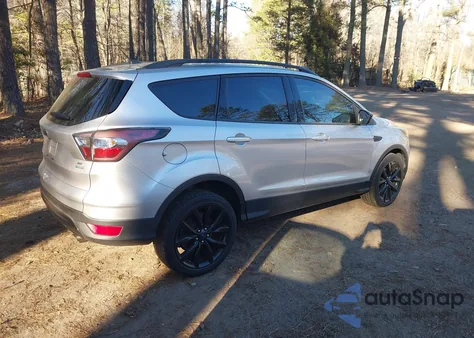 2017 Ford Escape Se из США, поврежденный, VIN 1FMCU0GD5HUA35983